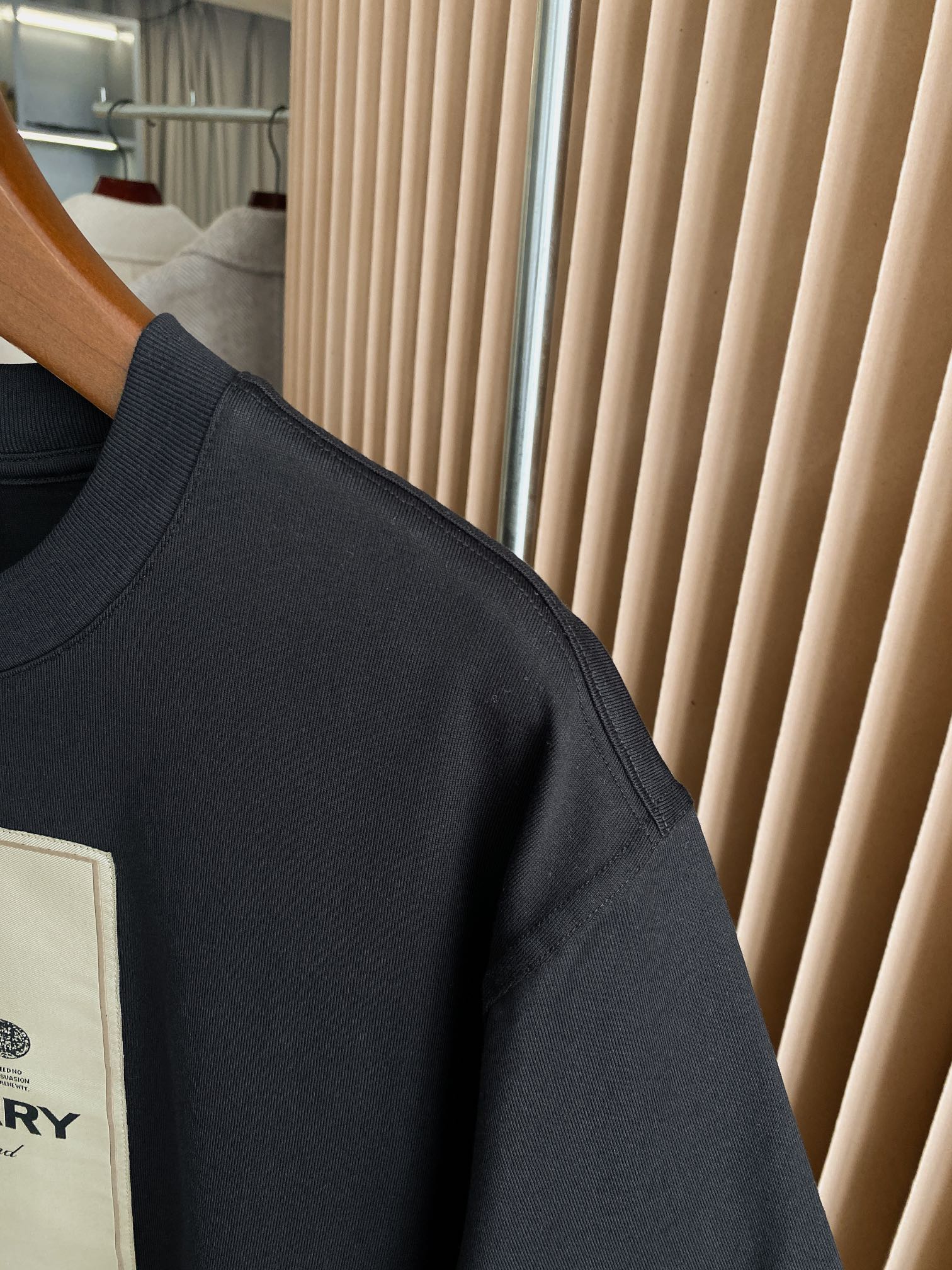 Burberry BBR 巴宝莉 标签贴花宽松棉质 短袖T 恤衫【BUR王牌尖货 镇店之宝】2022年春夏