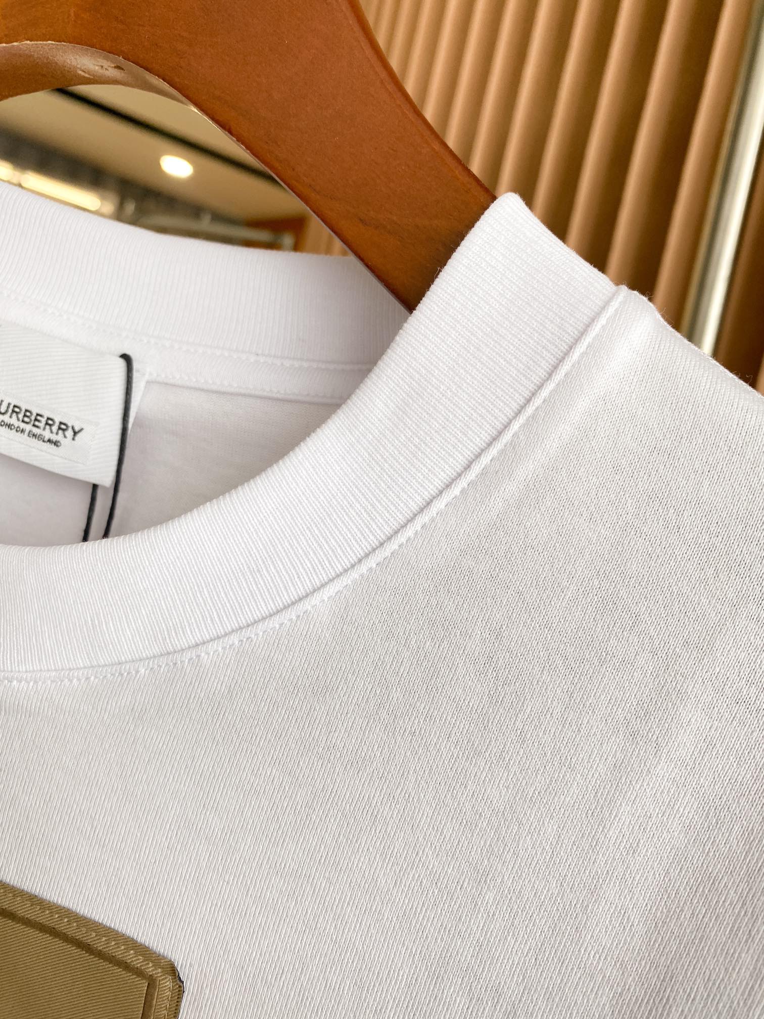 Burberry BBR 巴宝莉 标签贴花宽松棉质 短袖T 恤衫【BUR王牌尖货 镇店之宝】2022年春夏