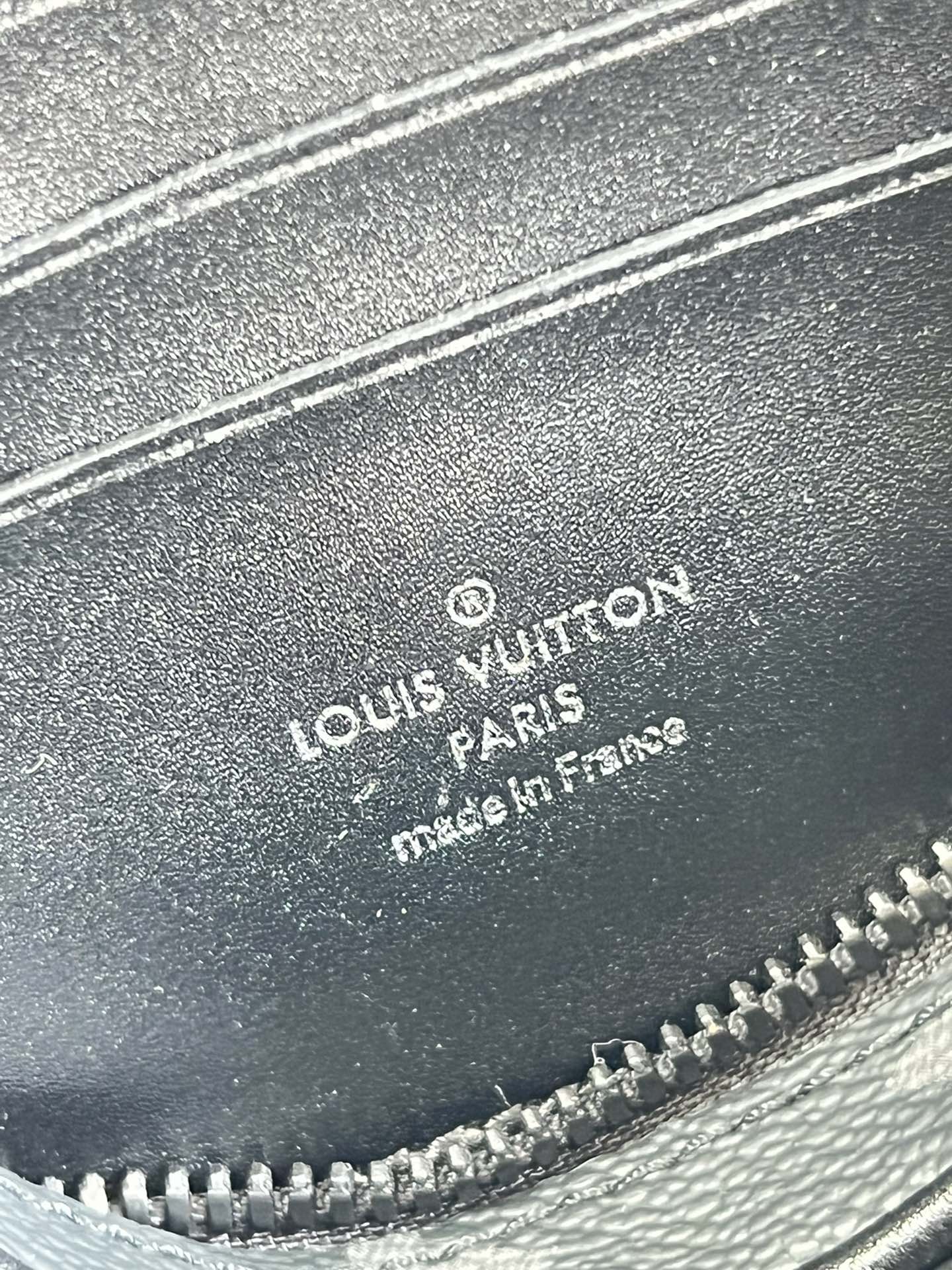 Louis Vuitton LV Virgil Abhol 链条手拿包 M44458黑花