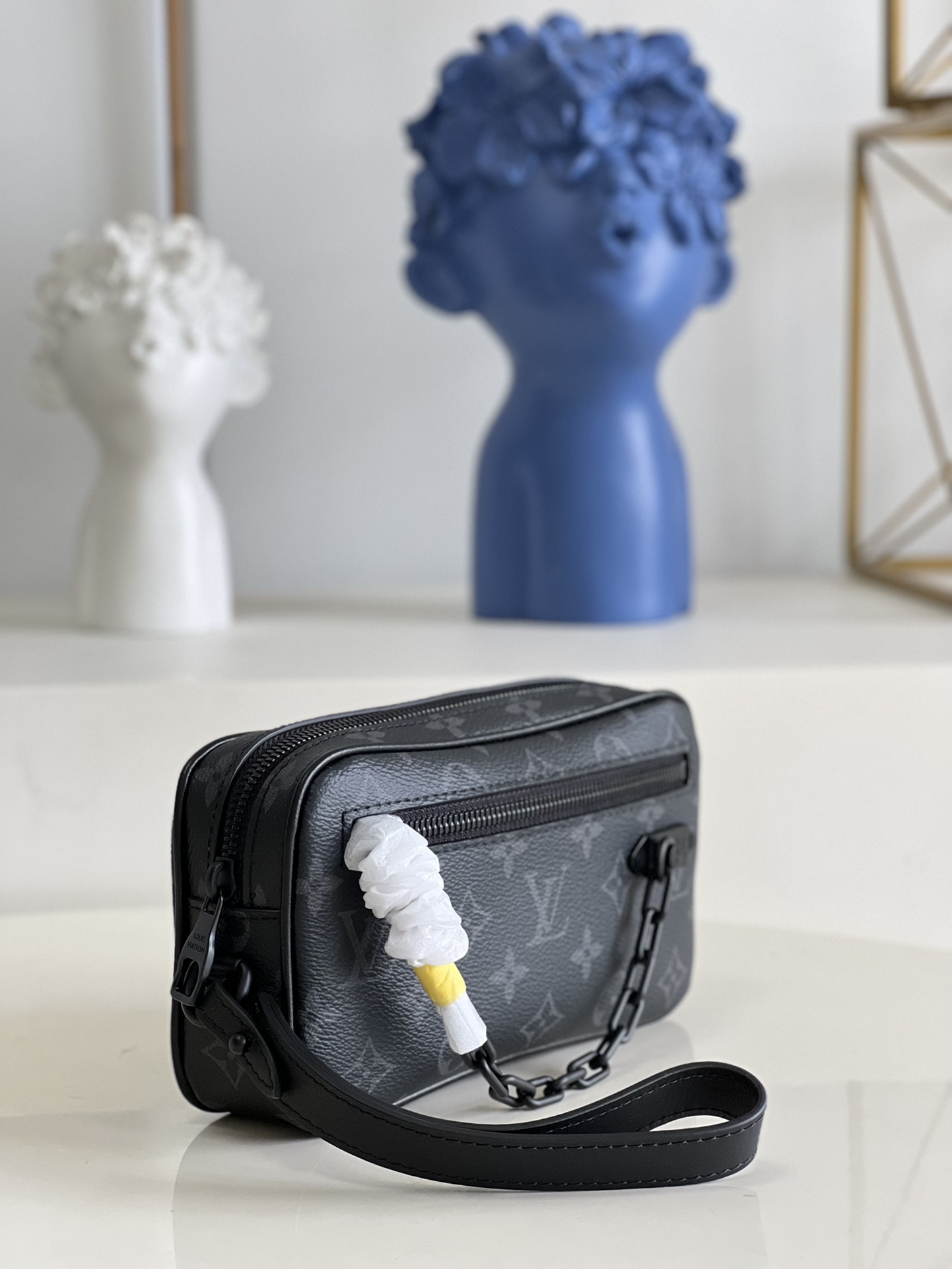 Louis Vuitton LV Virgil Abhol 链条手拿包 M44458黑花