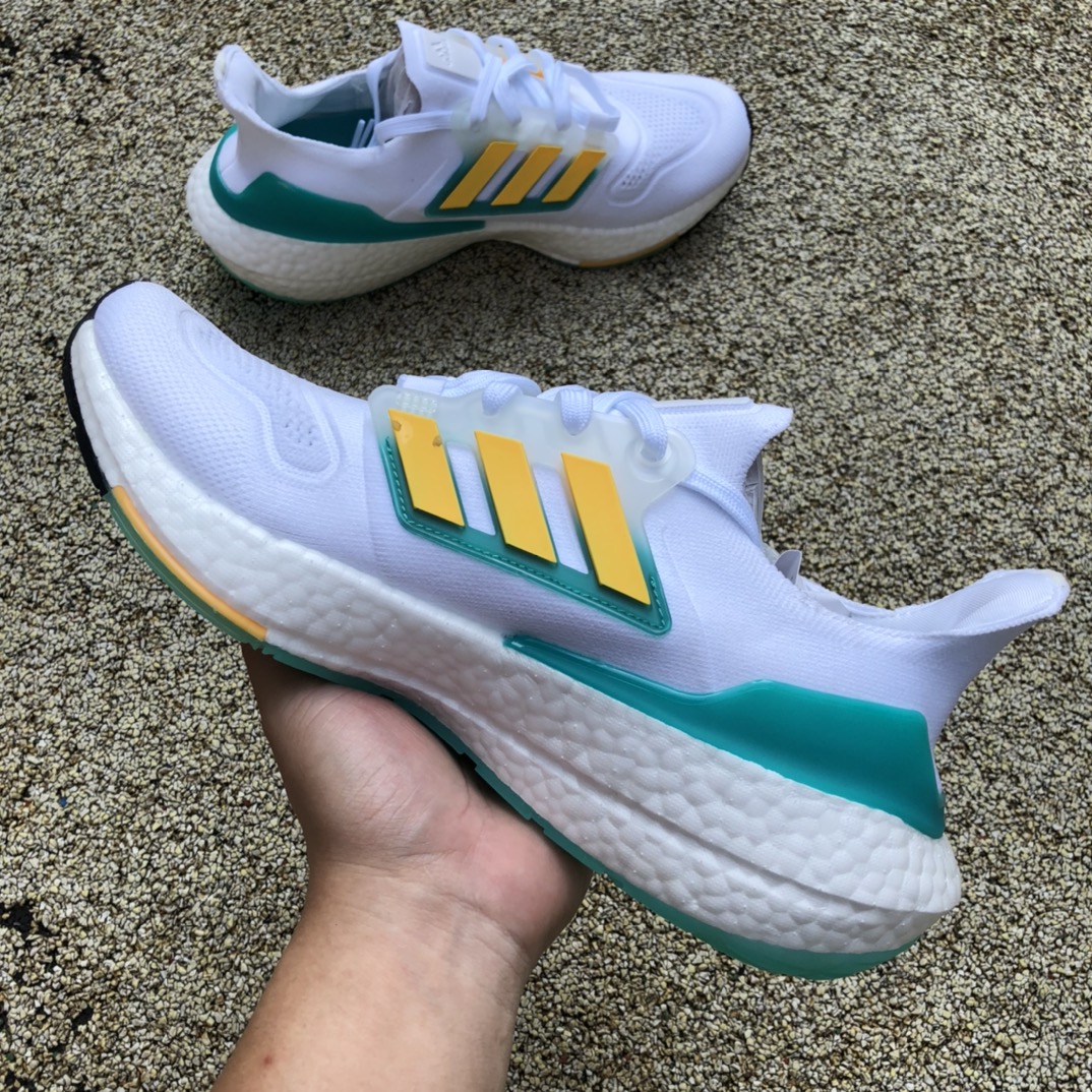 UB 22 white, yellow and green adidas running shoes men's shoes summer new ULTRABOOST 22 mesh breathable sneakers GX5463