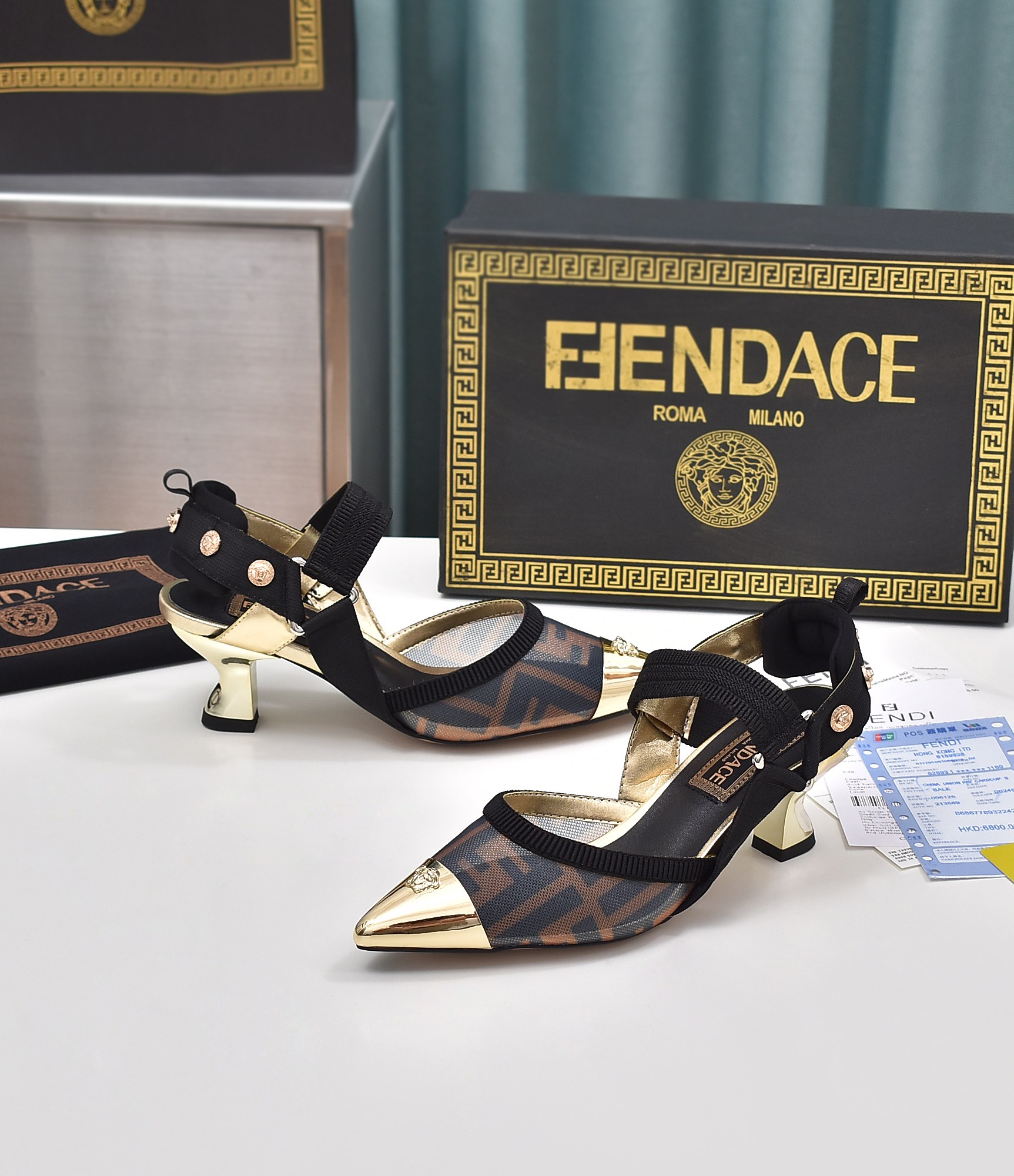 Factory Out 240FENDI/VERSACE Zapatos de tacón abierto con estampado FF de marca compartida - Tacón 8
