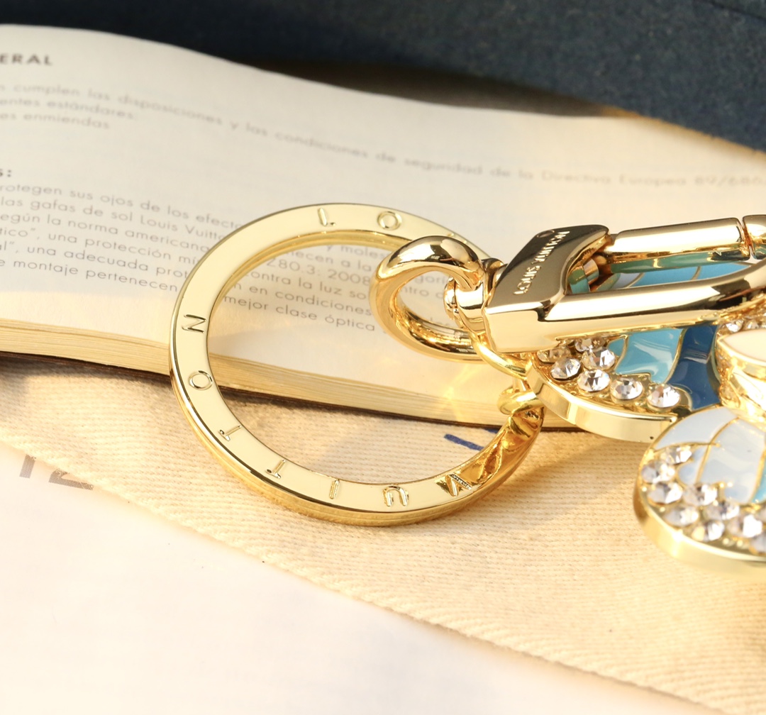 Sunflower Keychain Diamond Detail