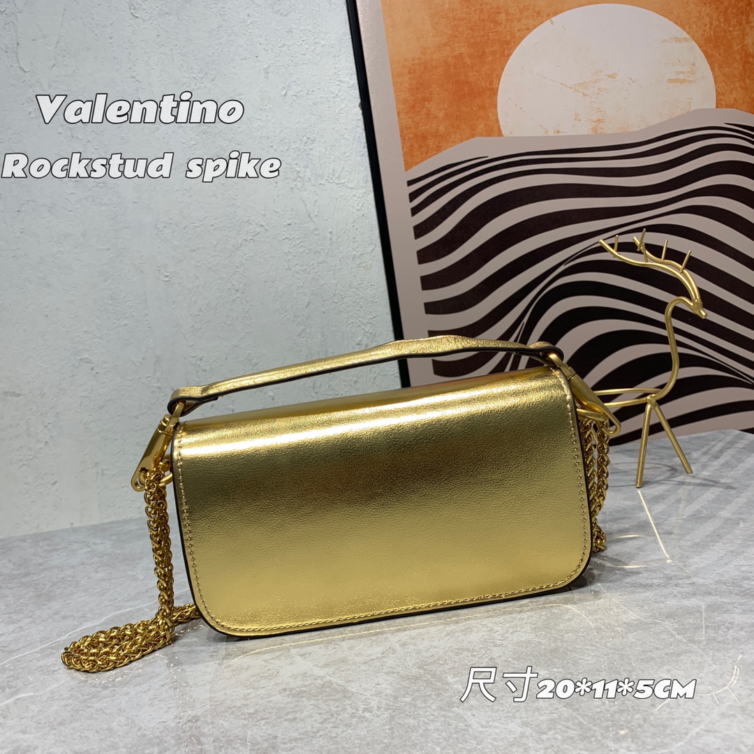 【520甄选】VALENTINO华家 女士MINILOCO 小牛皮新品 金属链条和细腻皮革组成别致双提柄,还可拆除变身手 【520甄选】VALENTINO华家 女士MINILOCO 小牛皮新品 金属链条和细腻皮革组成别致双提柄,还可拆除变身手
