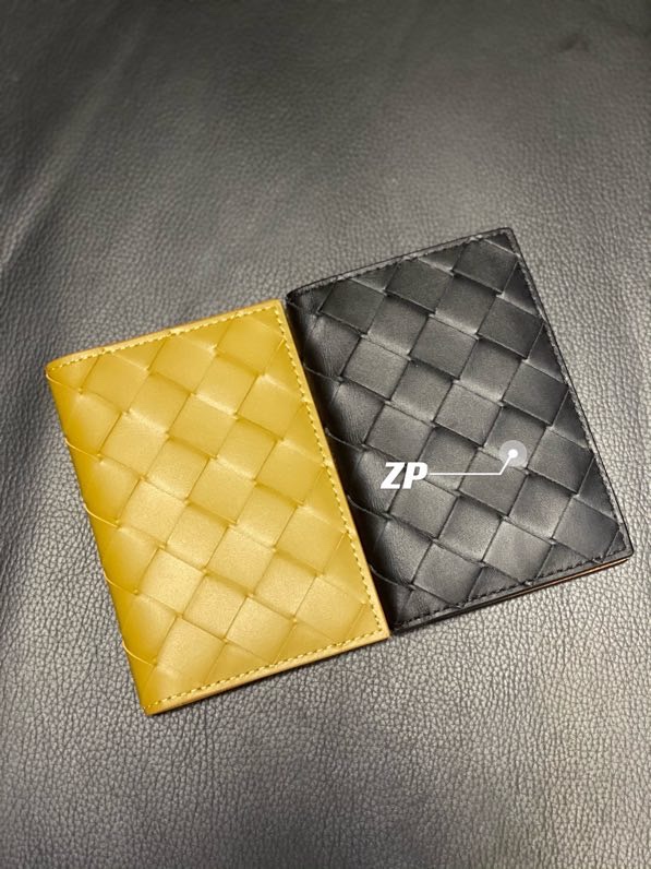 NO:671324,For the sample package, it is necessary to have a driver's license and two or three in this age where cash is not much. Maintaining quality is what we have always insisted on. Compare the prenatal version with Z, BV, Bottega Veneta19860909小样配套在这现金不多用年代里放个驾驶证、两到三张那是必须滴,坚持品质是咱们一直以来的坚持产前版与Z对比,BV,bottega veneta,欧美剧