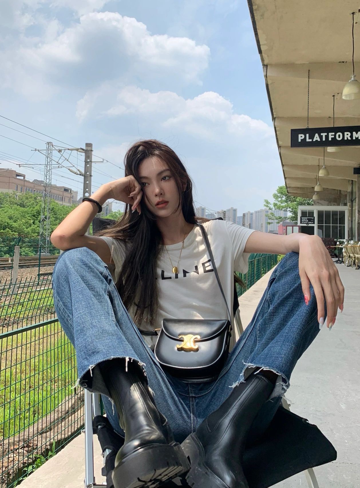 CELINE TEEN BESACE TRIOMPHE 18.5CM BAG 110413黑色