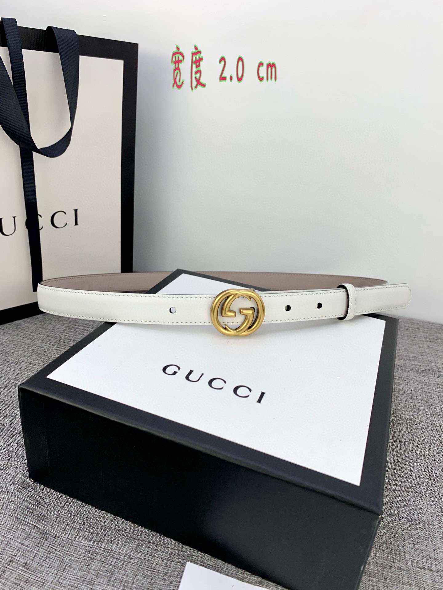 宽度85GUCCI此细款腰带用采光头