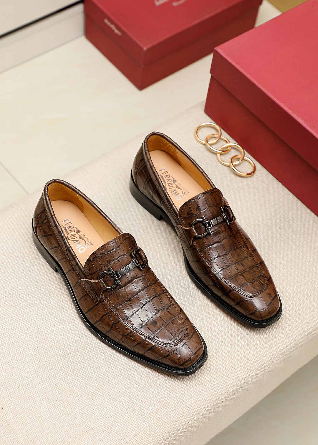 J0  Ferragamo 菲拉格慕 休闲皮鞋正码