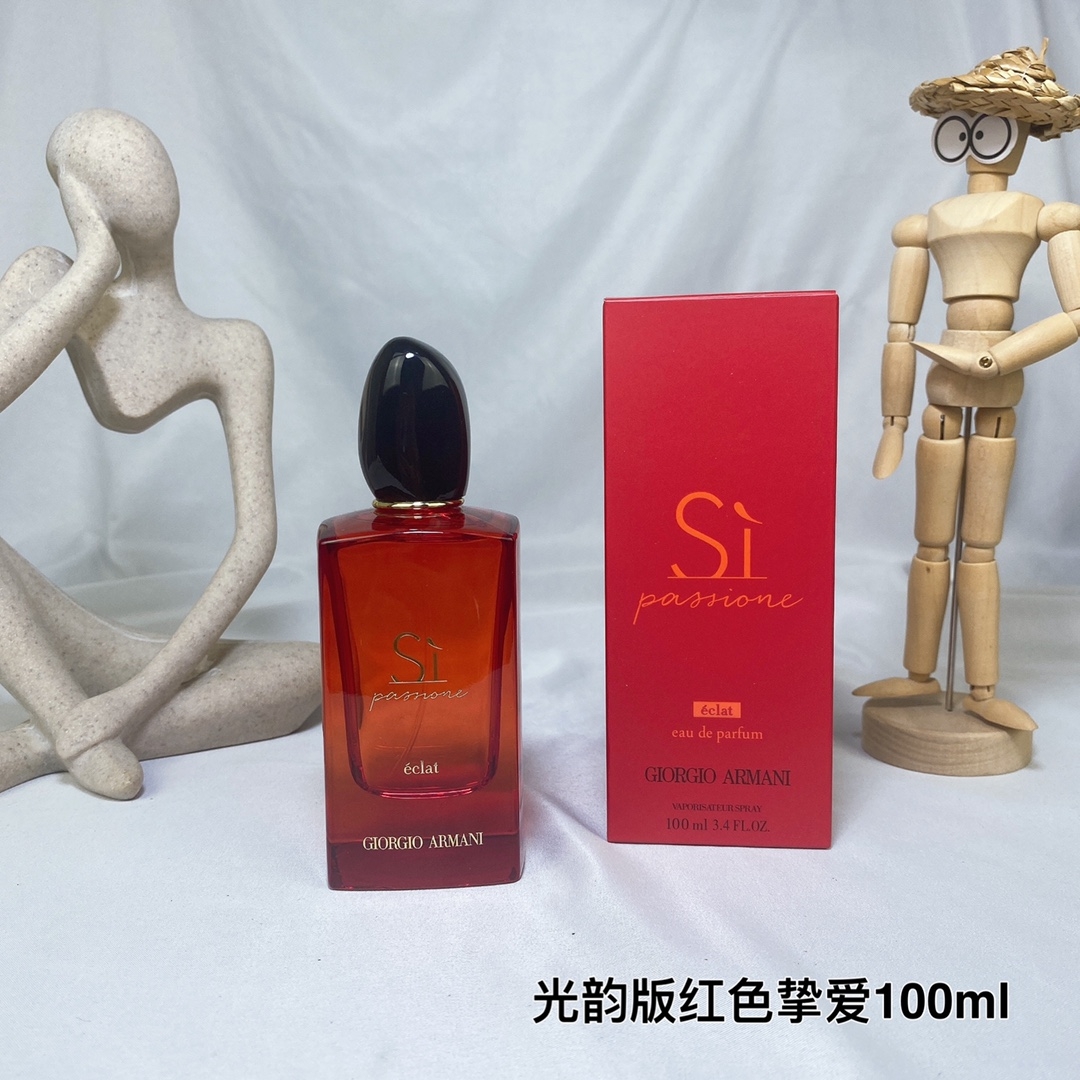 95💰专柜品质
armani阿玛尼2022新品si光韵版红色挚爱迷情eclat版女香100ml
这款英文名是si passione eclat de parfum,
光韵版,2022
前调:黑醋栗卡拉布里亚香柠檬
中调:五月玫瑰大马士革玫瑰
后调:白麝香马达加斯加香草