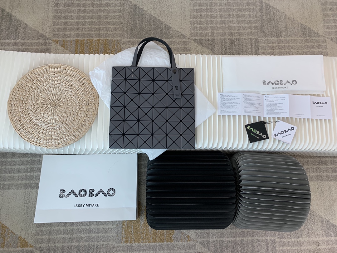 Issey Miyake Bao Bao 6x6 Matte Gray Tote Bag 3 i1657948430 7930 0