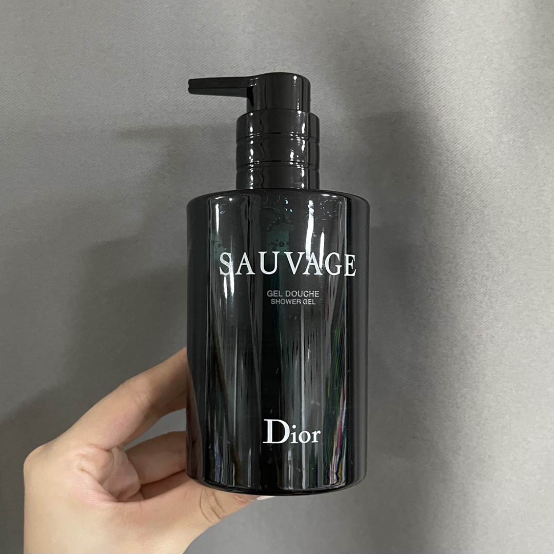迪奥 Dior 高定典藏名品高定成衣时装外套连衣裙衬衫T恤 #83A94F72 3