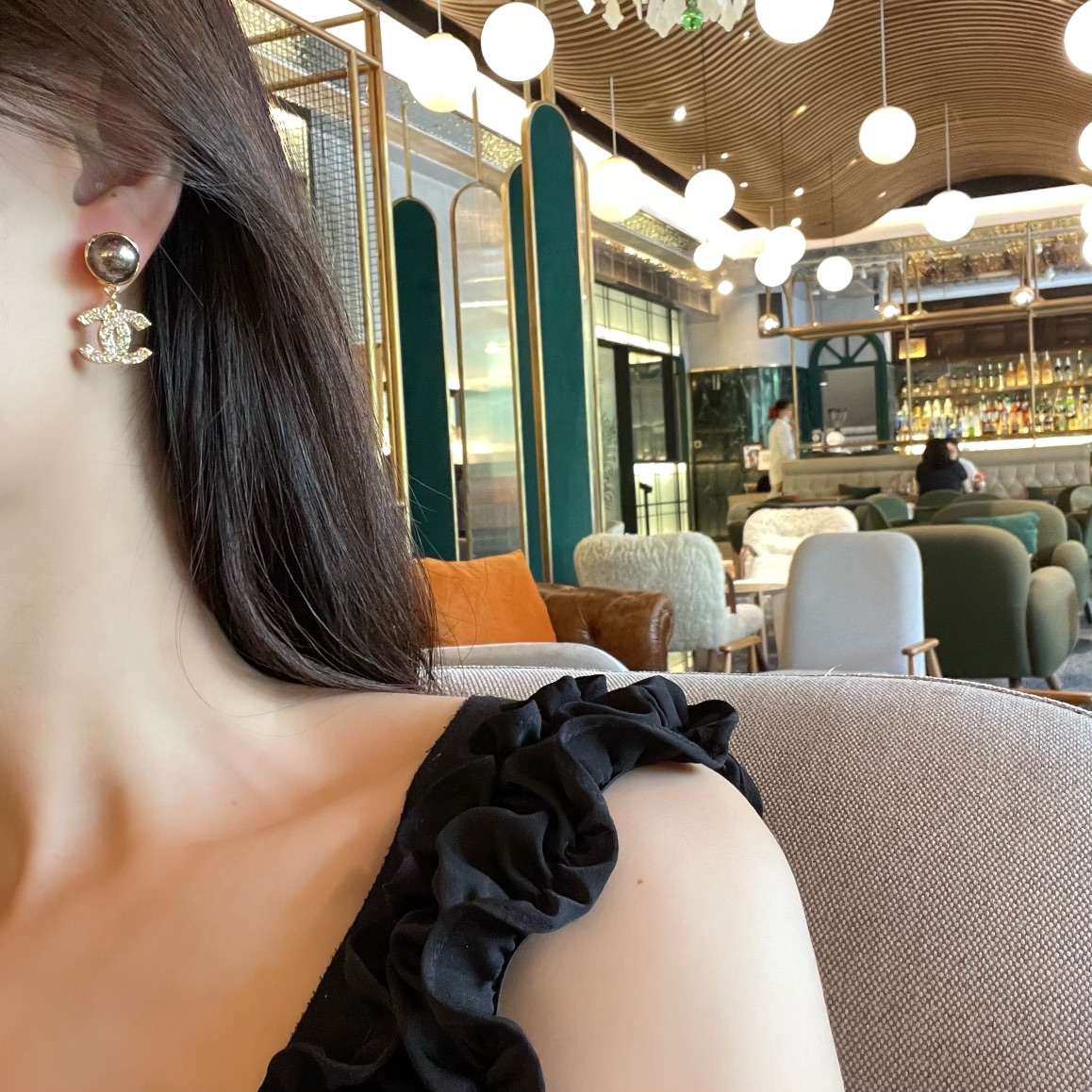 新款☑️CHANEL香奈儿双c黑色珍珠耳钉耳环