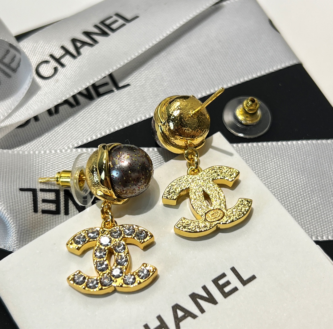 新款☑️CHANEL香奈儿双c黑色珍珠耳钉耳环