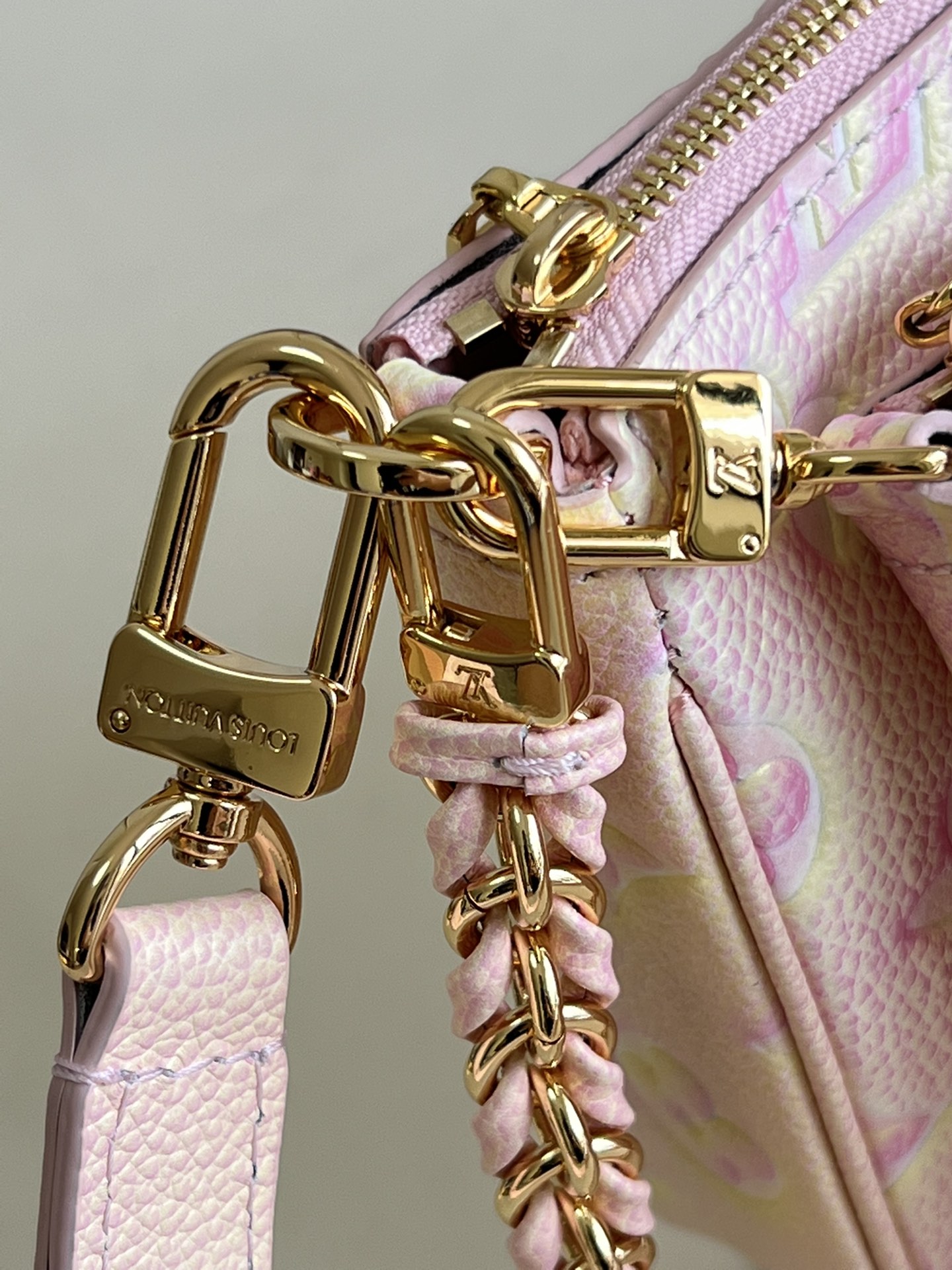 罗意威 Loewe 高定经典皮革女包手袋 #2C048FF2 6