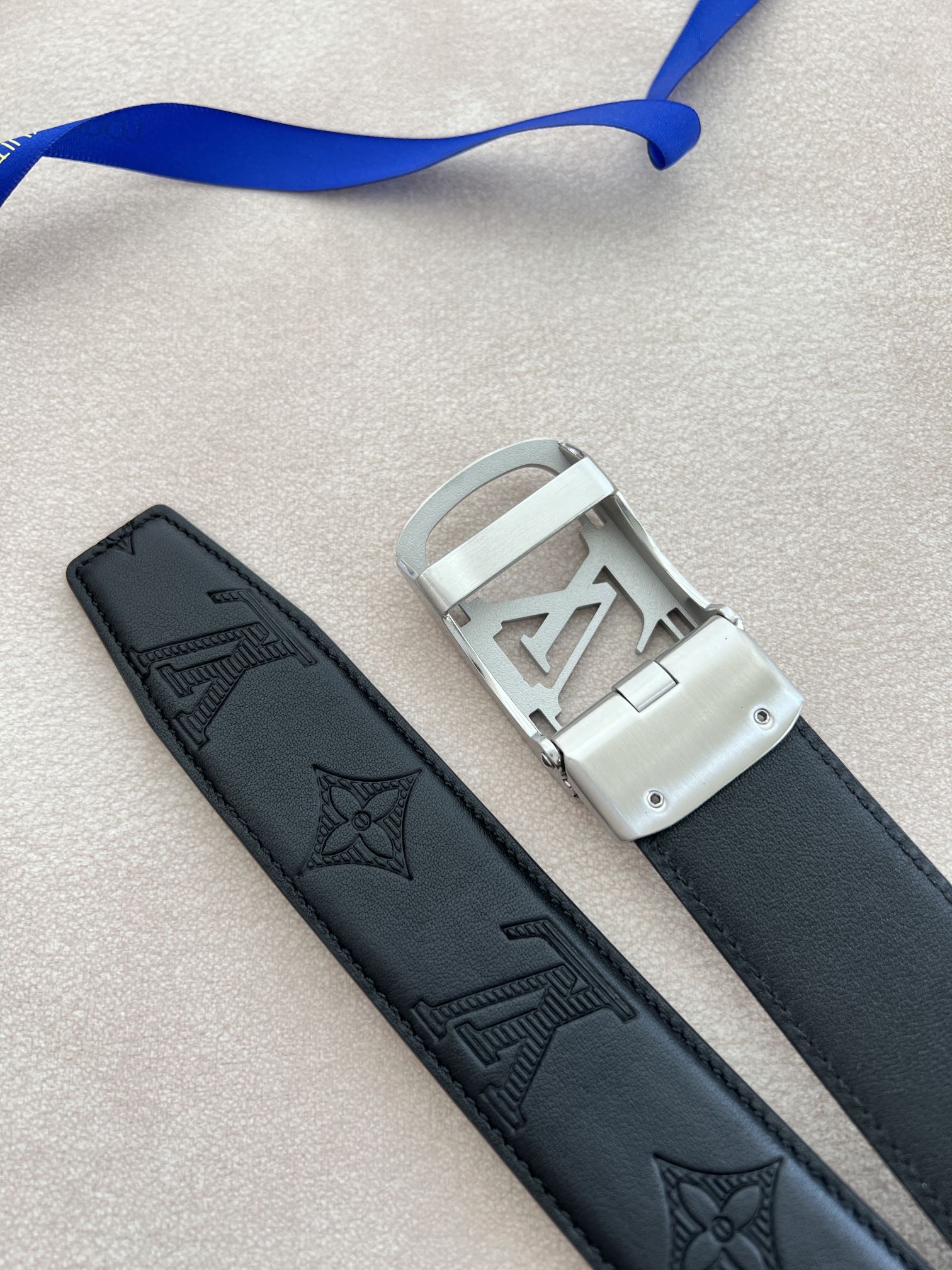 品名LV..路易..威登腰带️自动带