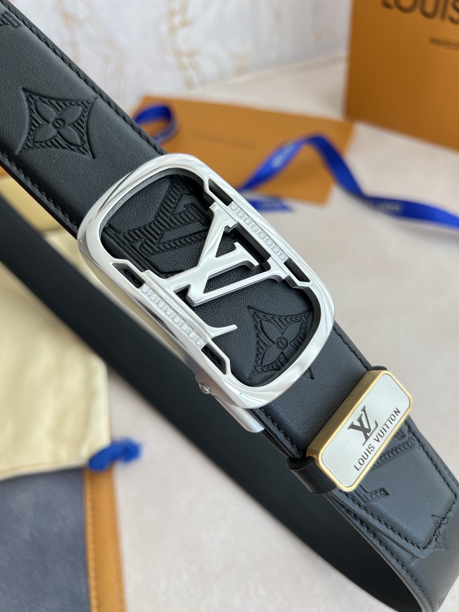 品名LV..路易..威登腰带️自动带