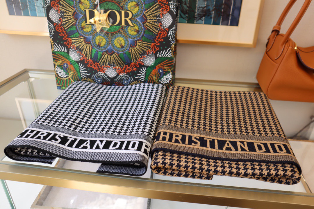 Luxury Wool Scarf: 105 Synchronised High-Quality Singles, Super Soft and Stylish! - 图片 1