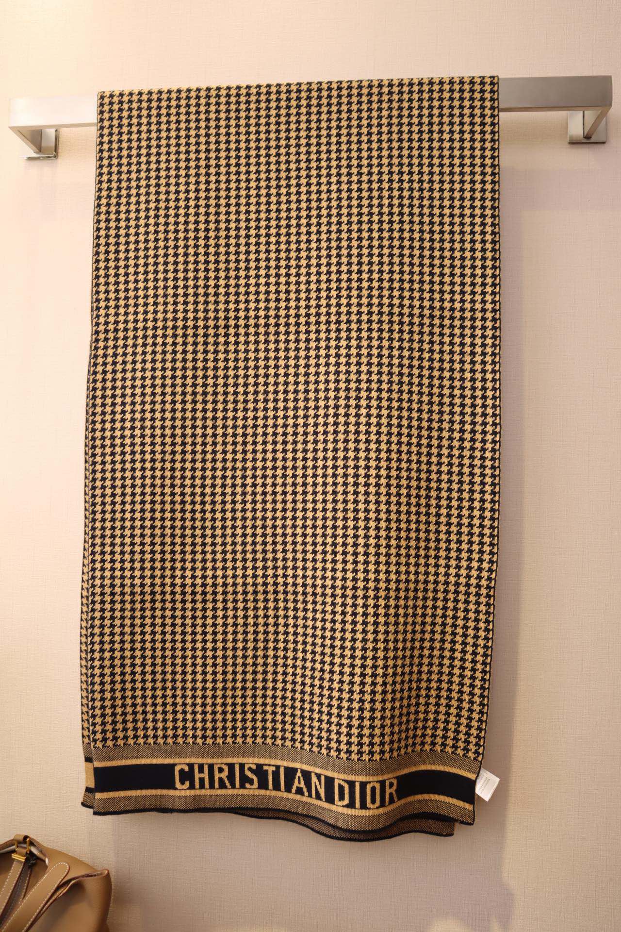 Luxury Wool Scarf: 105 Synchronised High-Quality Singles, Super Soft and Stylish! - 图片 6