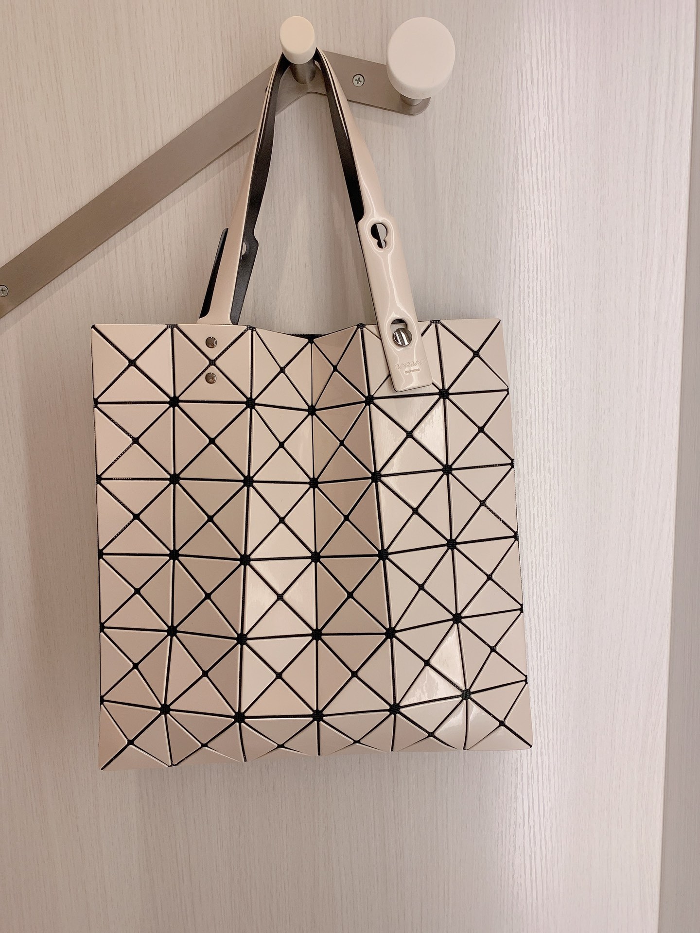 Issey Miyake Bao Bao 6x6 Tote Bag - Milk Tea Color, Foldable & Travel-Friendly 3 i1657975052 9809 8