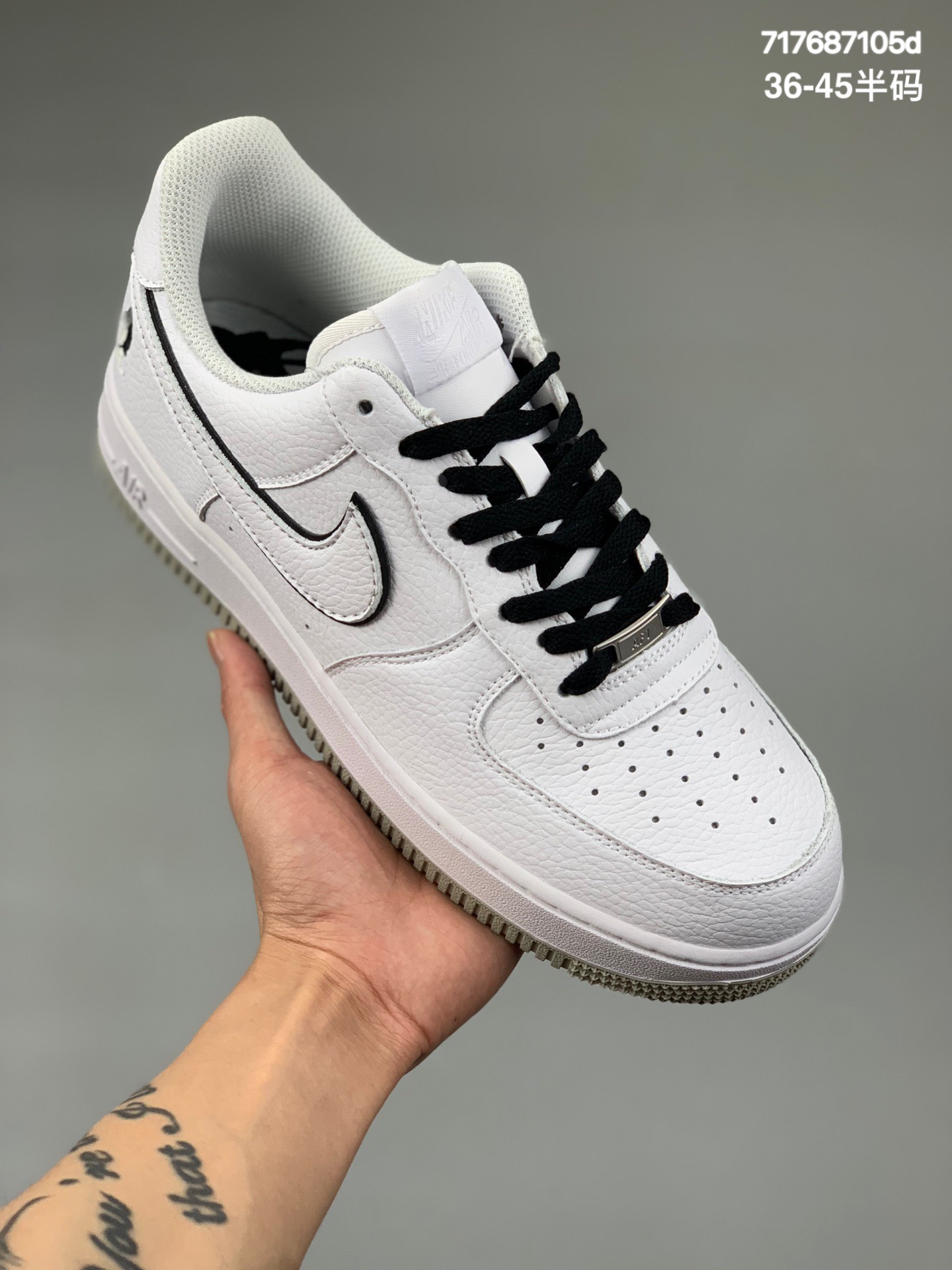 本地
詹姆斯·勒布朗LeBron’s四骑士配色耐克 Air Force 1 Low Premium