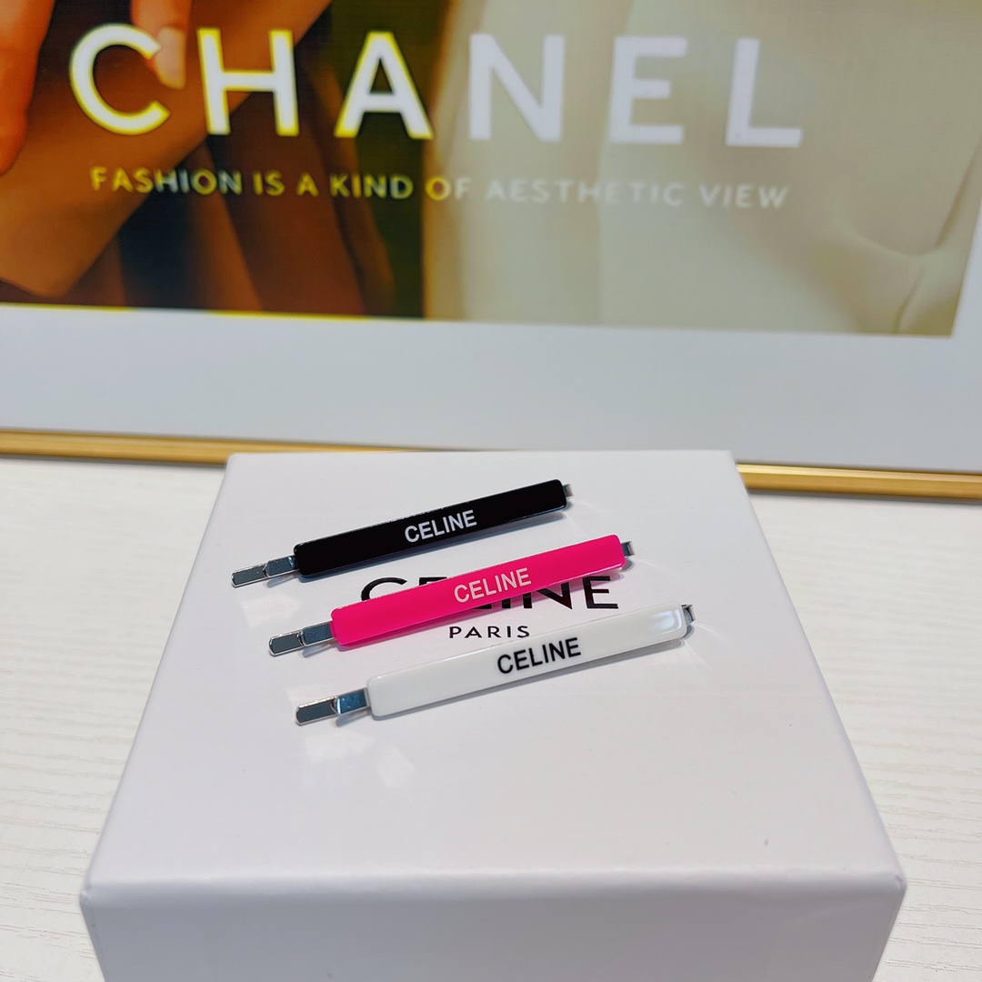 NO:276293,Celine Celine new style, popular acrylic side clips are super good-looking, fairies must be versatile and fashionable (one pair of three hairpins, hairpins, celine, hairpins19860909Celine塞林 Celine新款 爆款亚克力边夹颜值超高 小仙女必入百搭时髦（一对三个发夹,发夹,celine,hairpins,accessory