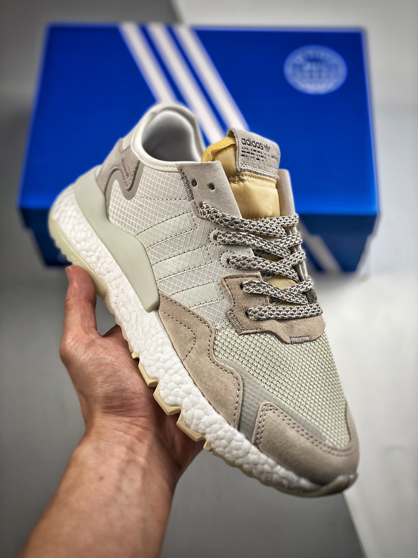 -2 Adidas/Adidas Nite Jogger Trébol Corredor nocturno Zapatillas de running retro Material original de fábrica Suela or…