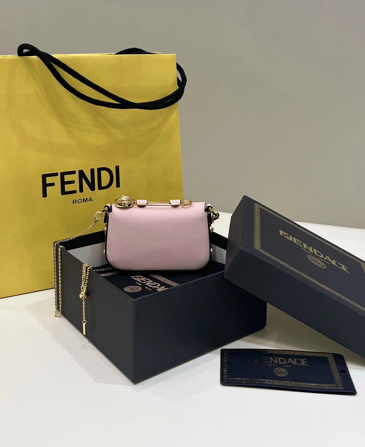 [Fendi Women
