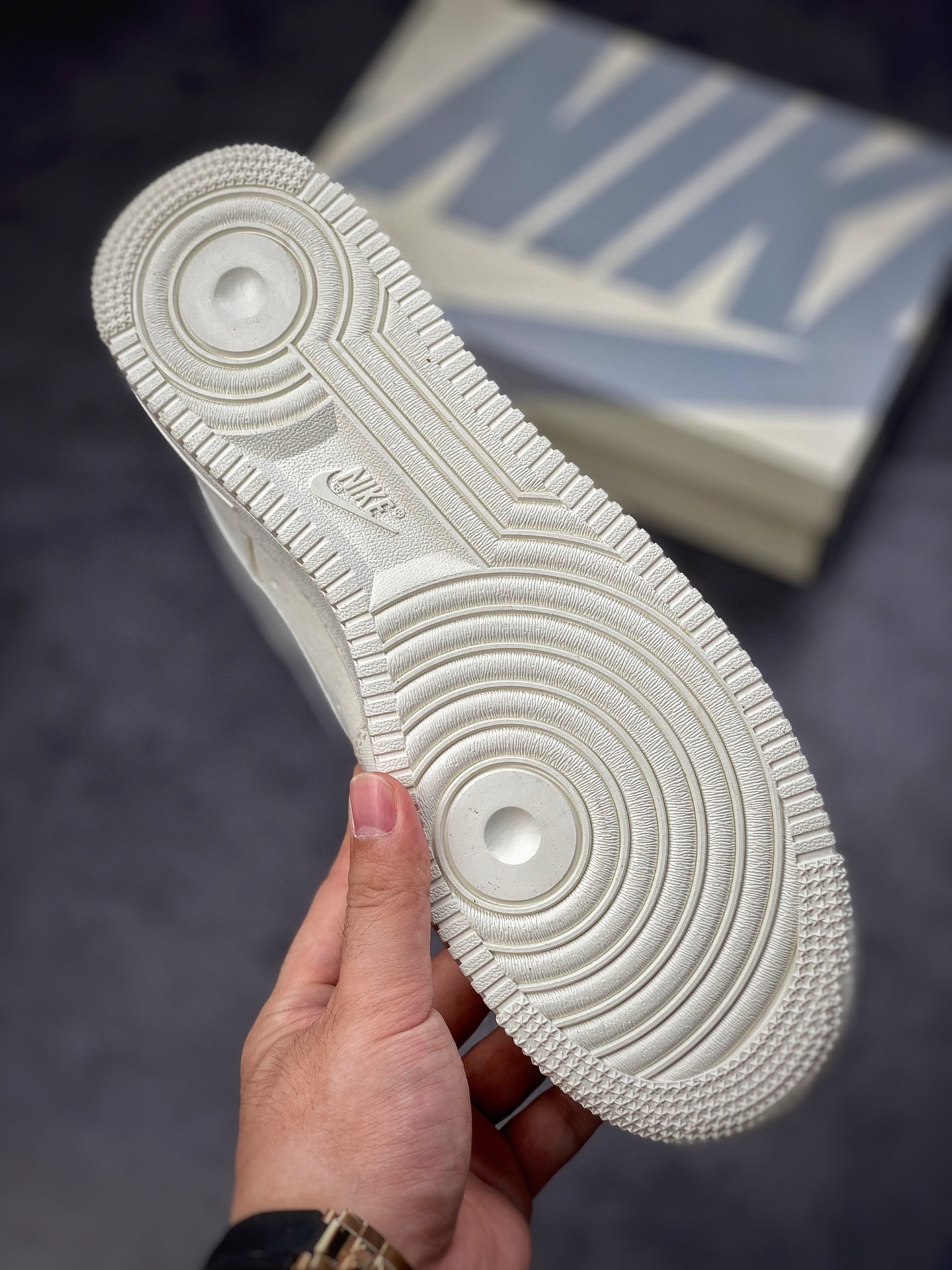 220 Nike Air Force 1 Low 07 灰白金帆布 3M反光MN5696-609