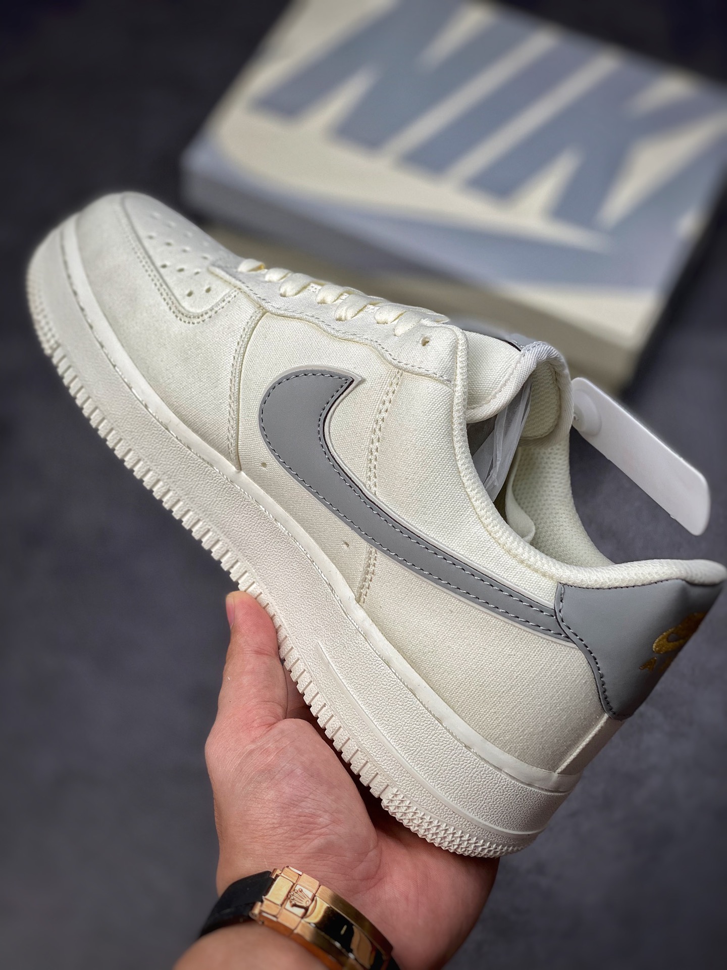 220 Nike Air Force 1 Low 07 灰白金帆布 3M反光MN5696-609