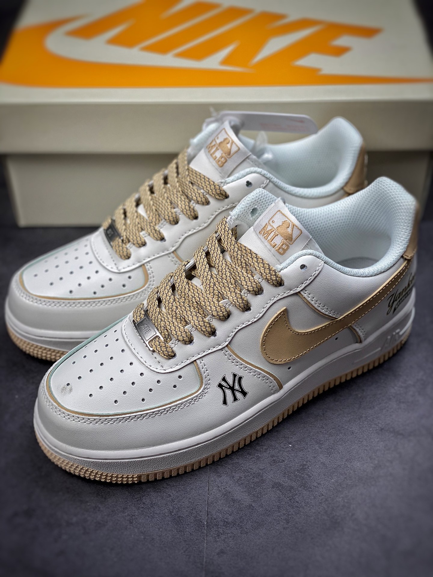 240 Nike Air Force 1 Low 07 MLB联名 BS880-555