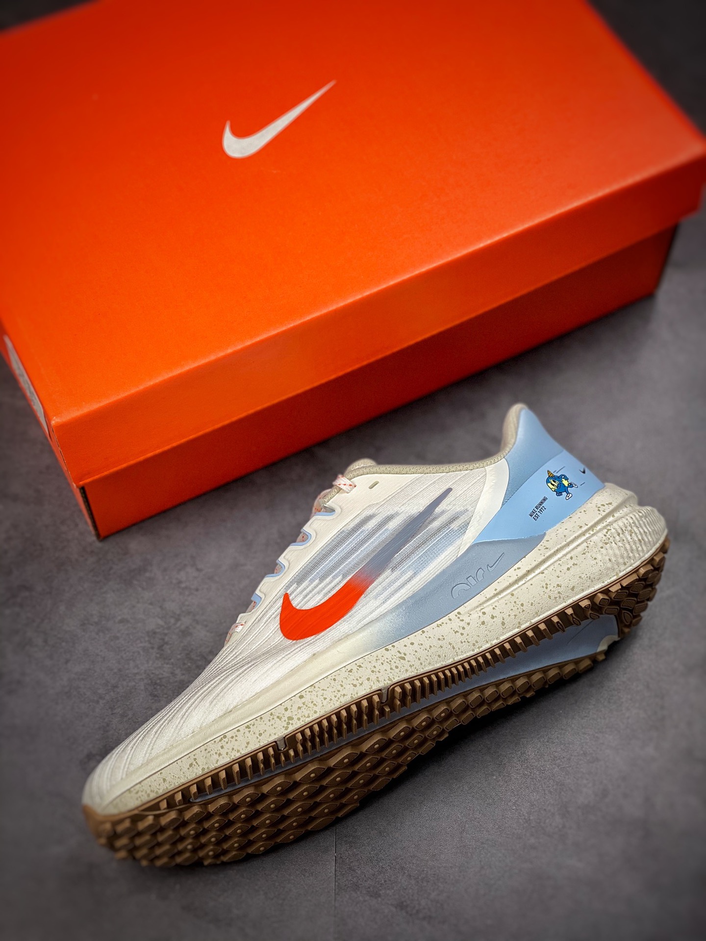 190 Nike Zoom Winflo 9 V9登月网面透气跑步鞋DX6048-181