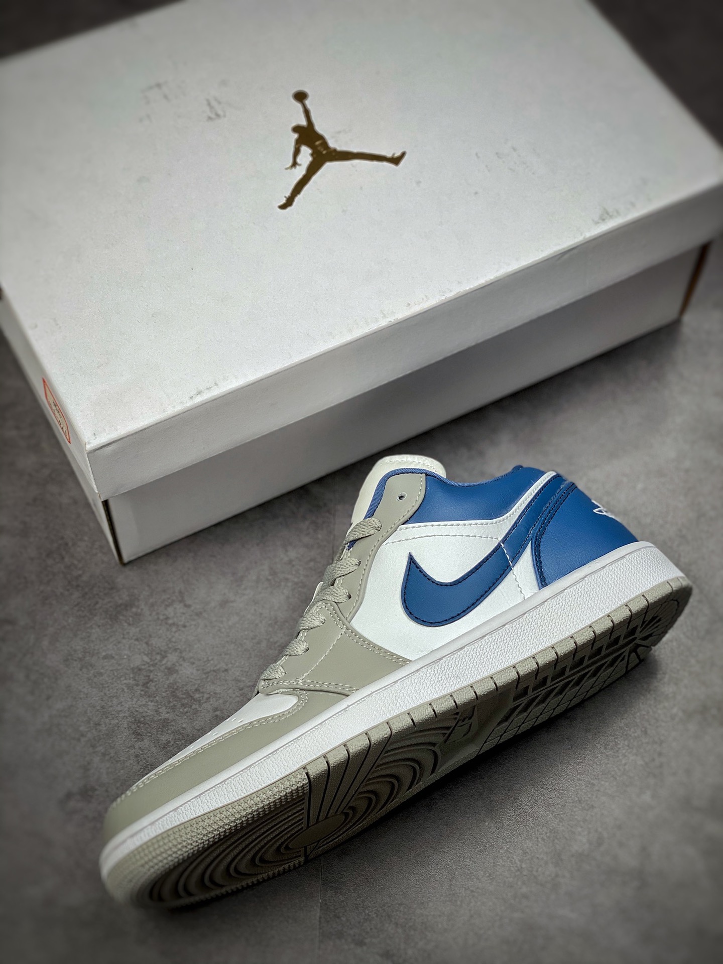 200 Air Jordan 1 Low 白灰蓝 AJ1乔1低帮休闲板鞋 DC0774-042