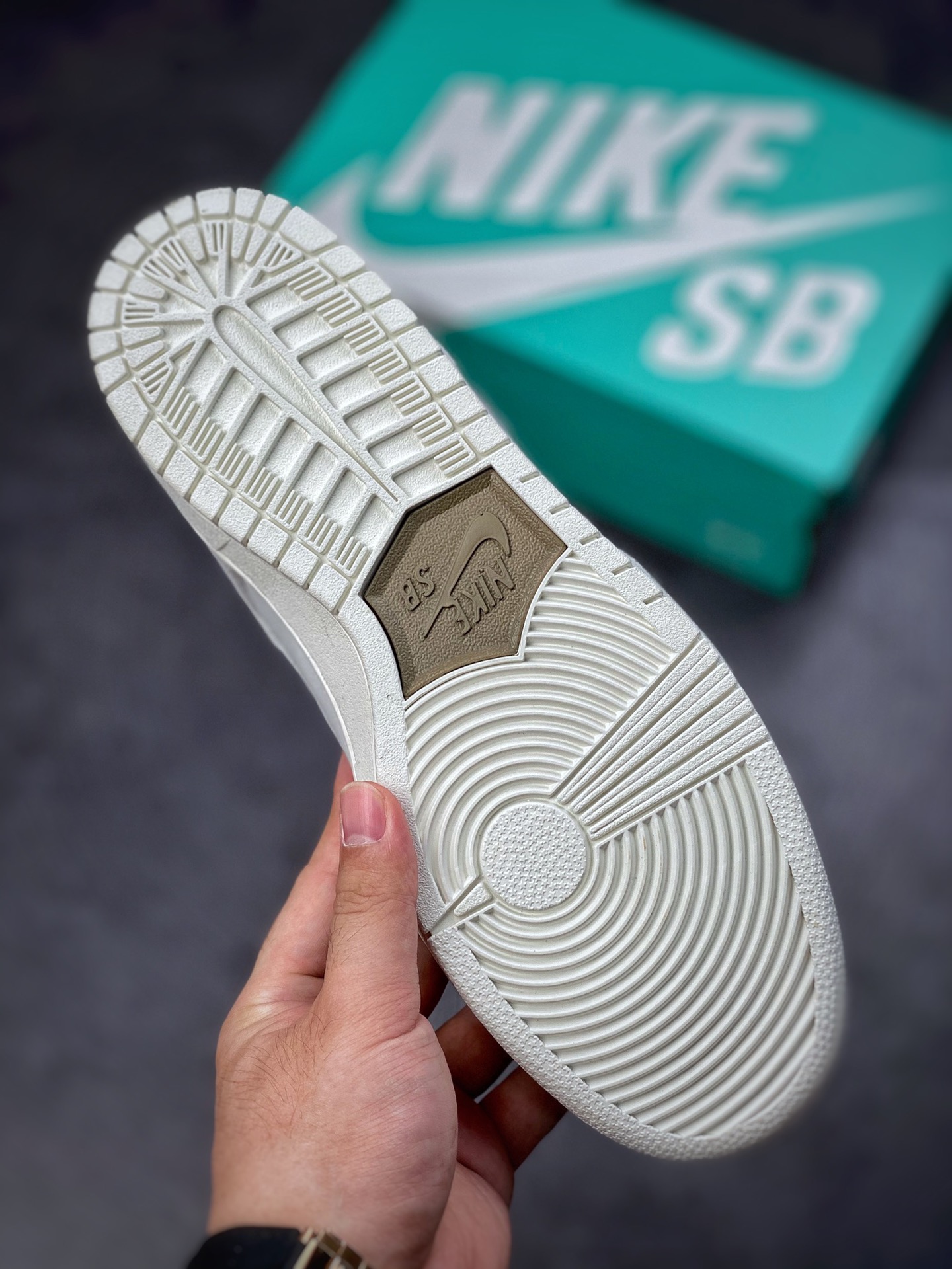 300  Nike Dunk Low Pro SB Decon 骨白 Dunk SB顾名思义AA4275-001