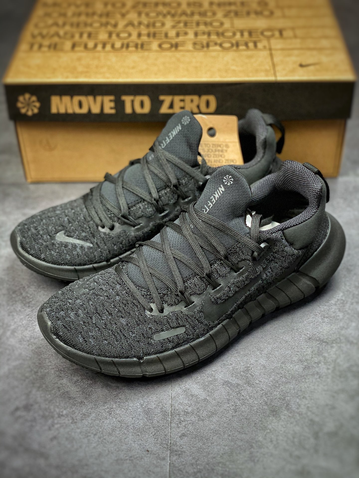 140 耐克Nike Free RN Flyknit 2018 赤足5.0二代轻跑鞋