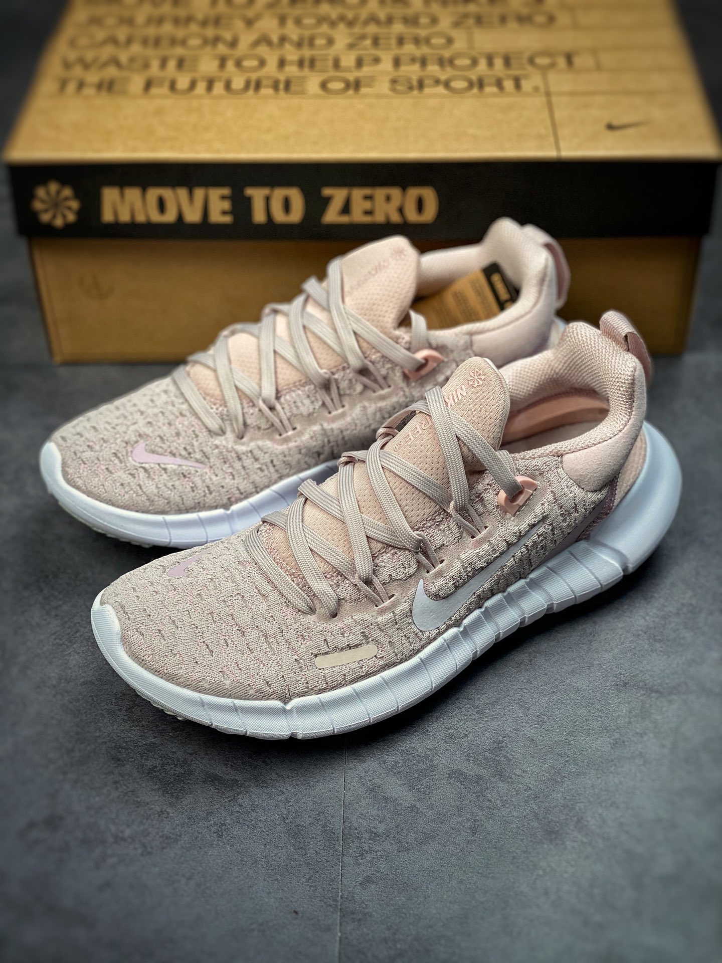 140 耐克Nike Free RN Flyknit 2018 赤足5.0二代轻跑鞋