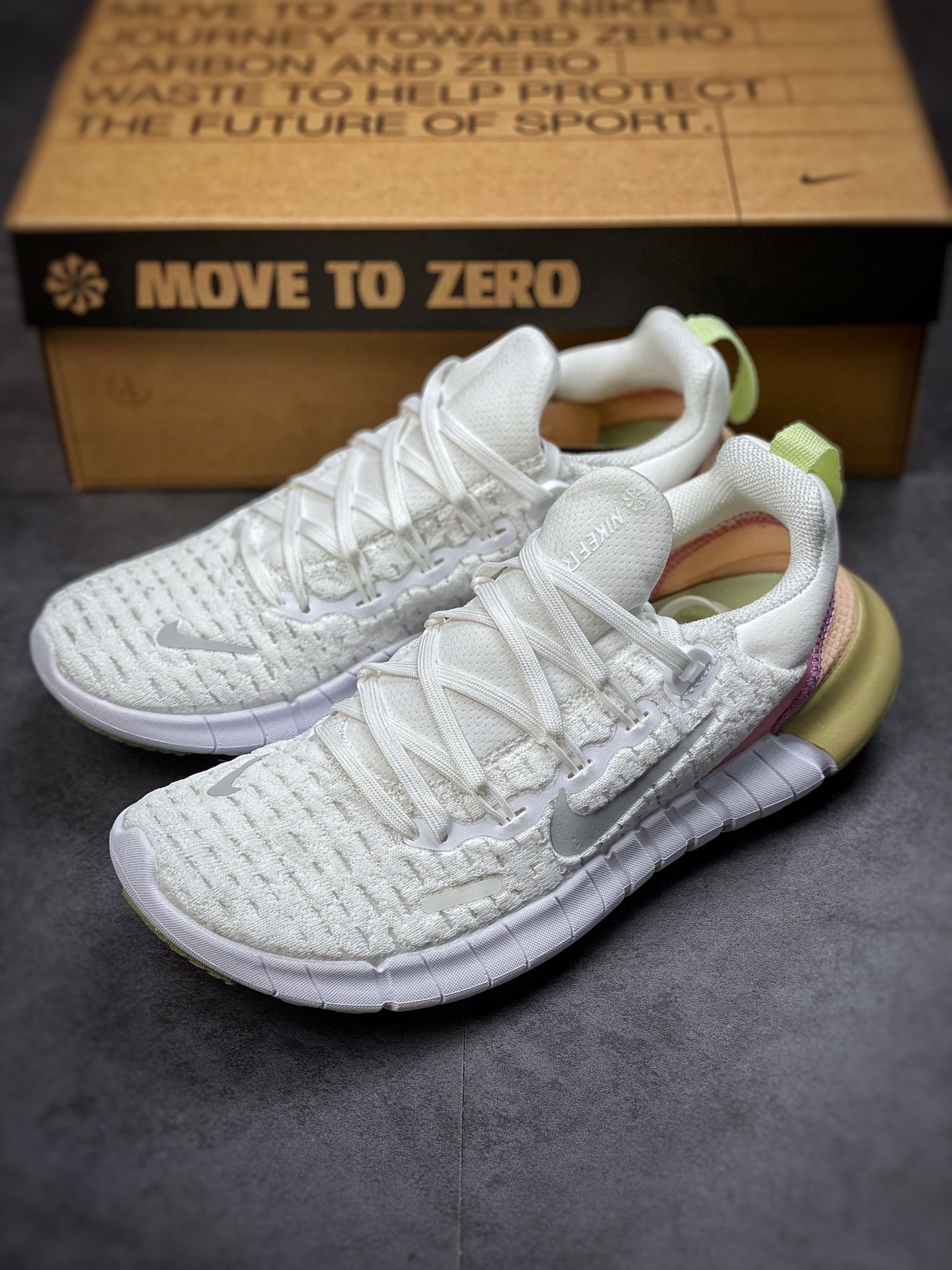140 耐克Nike Free RN Flyknit 2018 赤足5.0二代轻跑鞋