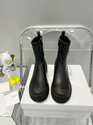 Dior mirror quality Boots Black Openwork Cowhide Rubber Sheepskin TPU Fashion
