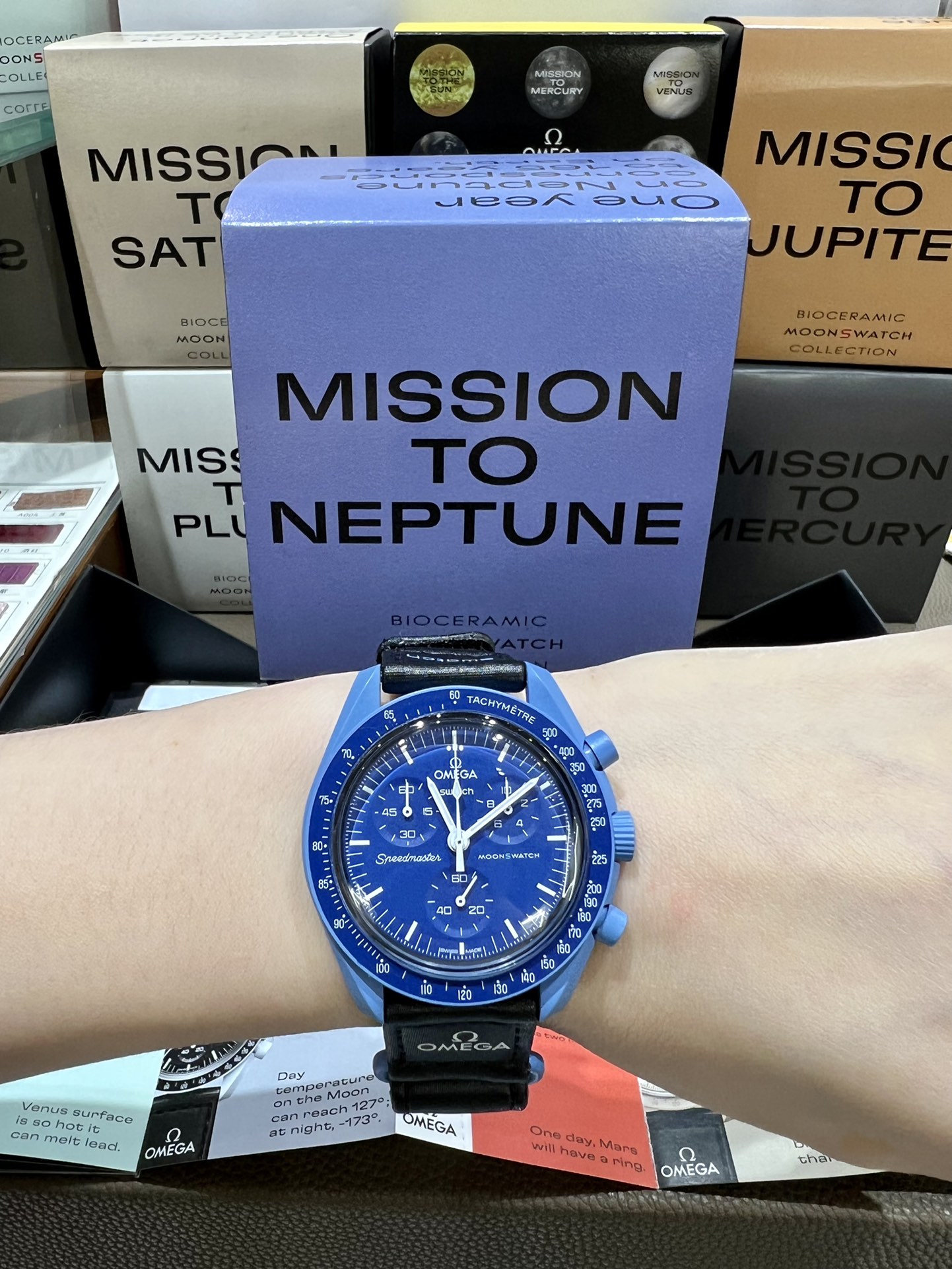 OMEGA x SWATCH 联名腕表 欧米茄与斯沃琪的联名款“天花板版本”装配ETAG10212机芯