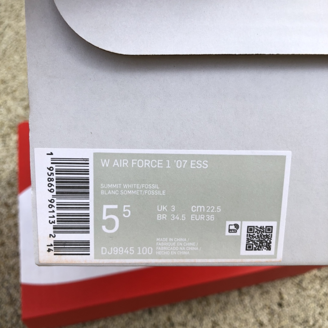 280  耐克Air Force 1 07 Ess 新款轻便透气运动休闲板鞋DJ9945-100