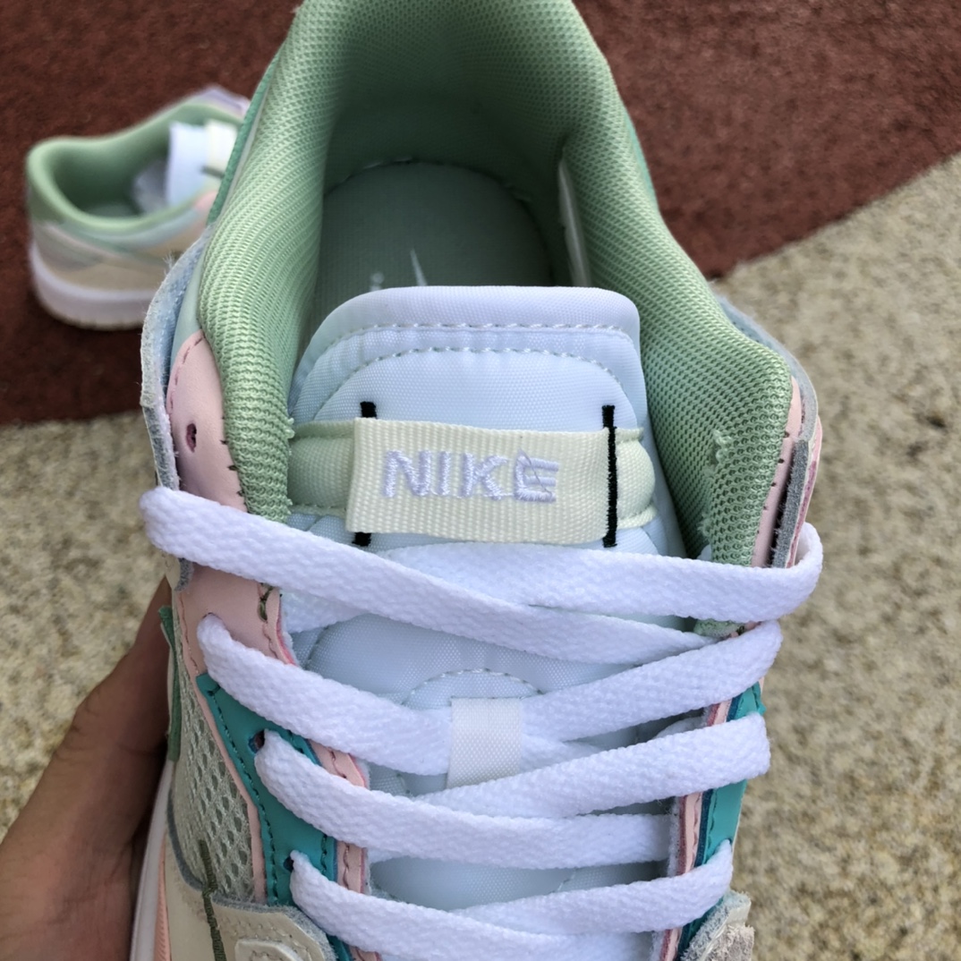 300  Dunk LowScrap 彩色拼接浅蓝海女子低帮滑板鞋DM0802-001