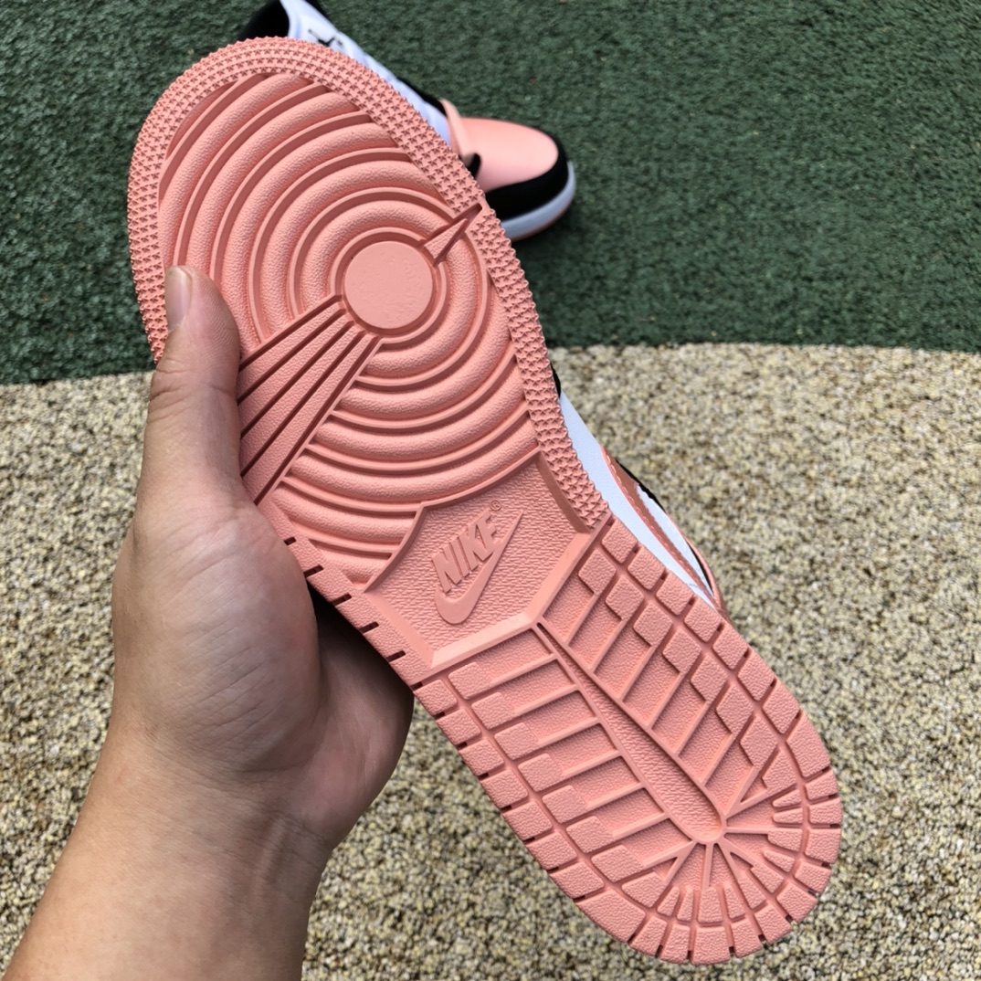 340 纯原版Air Jordan 1 AJ1 黑白粉女子休闲中帮球鞋 DM9077-108