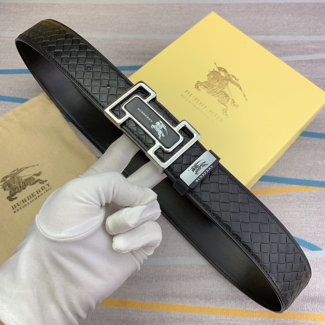 品名巴宝莉原单材质原单牛皮腰带百分百