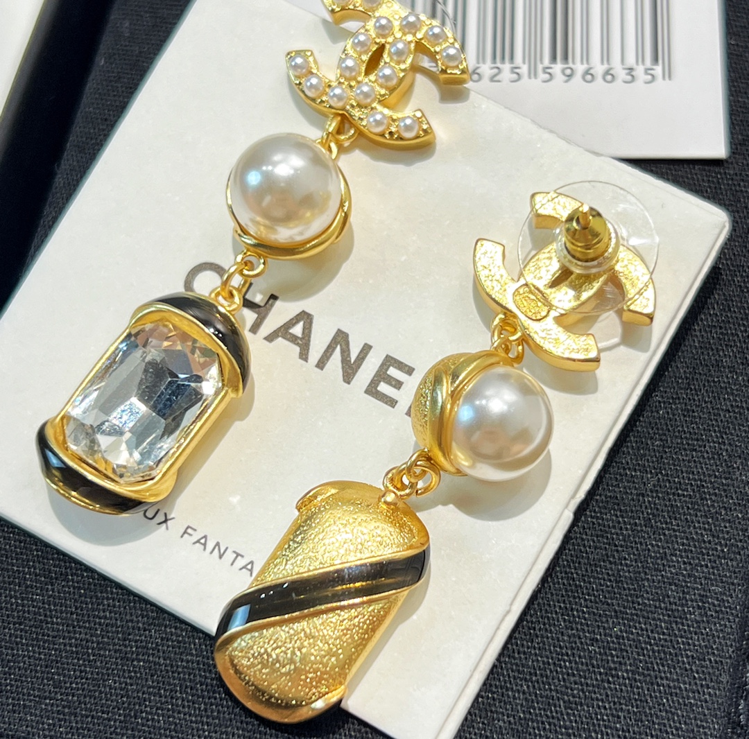 新款☑️CHANEL香奈儿c3双c 方钻珍珠耳钉耳环