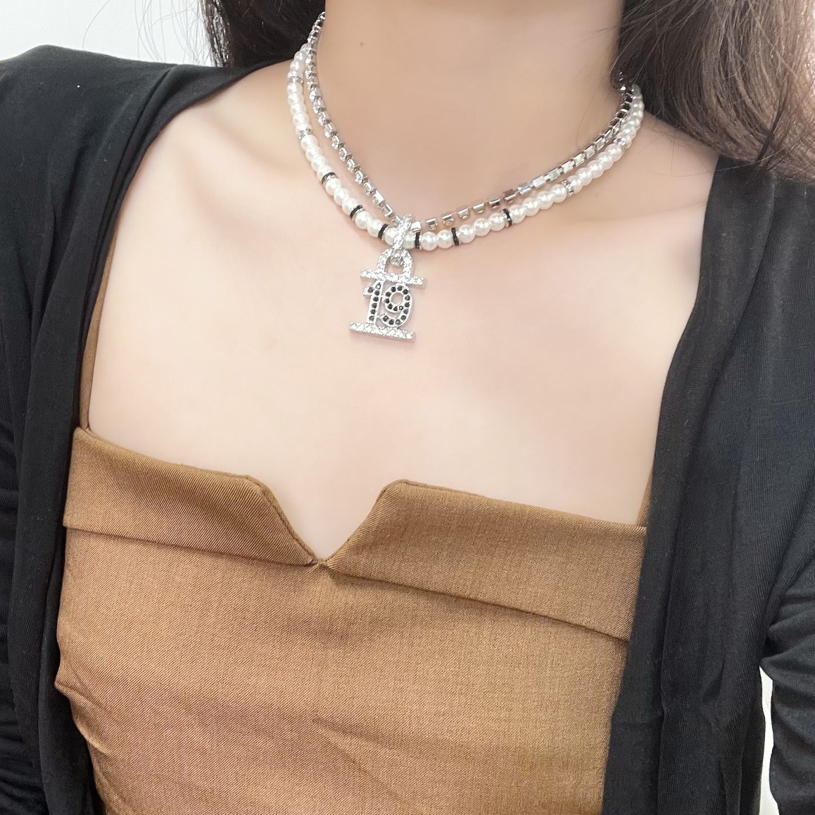 2021新款CHANEL香奈儿黑钻满钻19珍珠双层项链