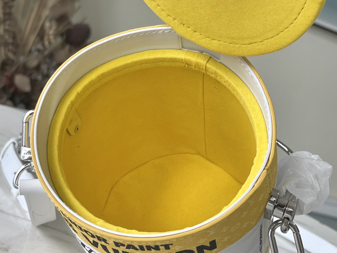 Top-grade Original M81593 Yellow Paint Can Bag features a metal handle - Bag 9