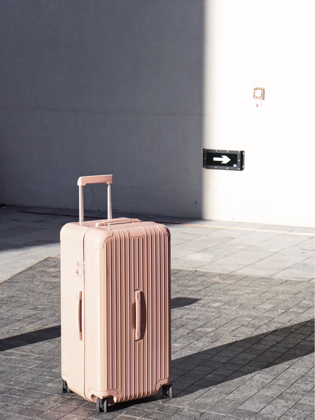 Maleta Rimowa Trunk: Espaciosa, Duradera y con Estilo para tus Viajes