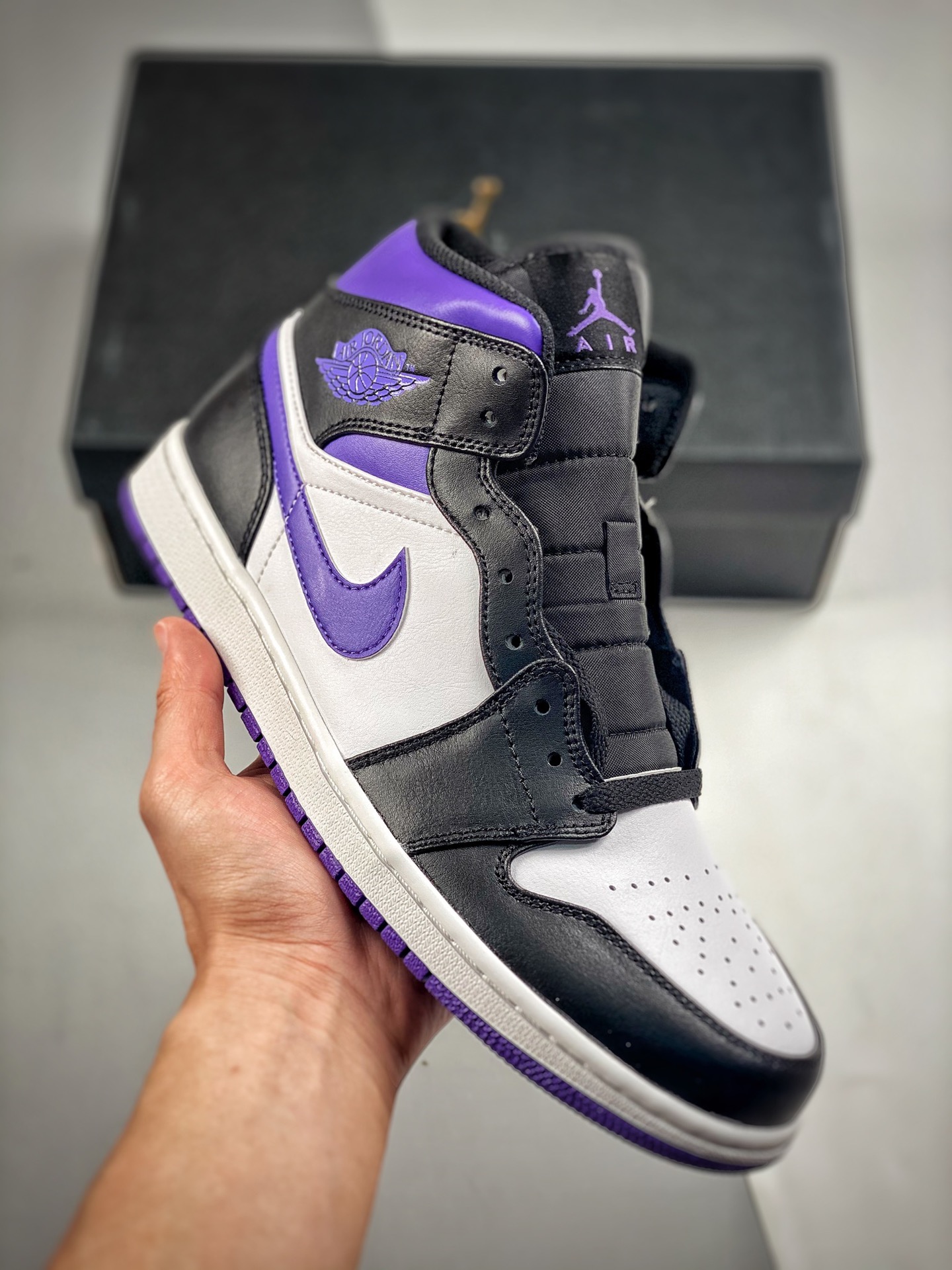 -4 Verified version Air Jordan 1 MID Black/Purple, the only exclusive top-layer leather in the market, developed from t…