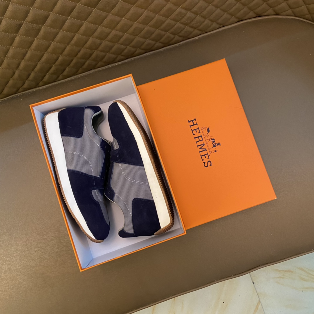 I5 运动风板鞋 独家首发市场最高品质出货～ Hermes 爱马仕 2022年夏季专柜官网同步，最新上市 鞋面爱用进口头层柔软牛皮特殊网面，舒适羊皮内里 ，懒人板鞋 原版橡胶耐磨大底，适合司机驾车。休闲套脚舒适，乐福高档不失品味，专柜品质。男装男鞋