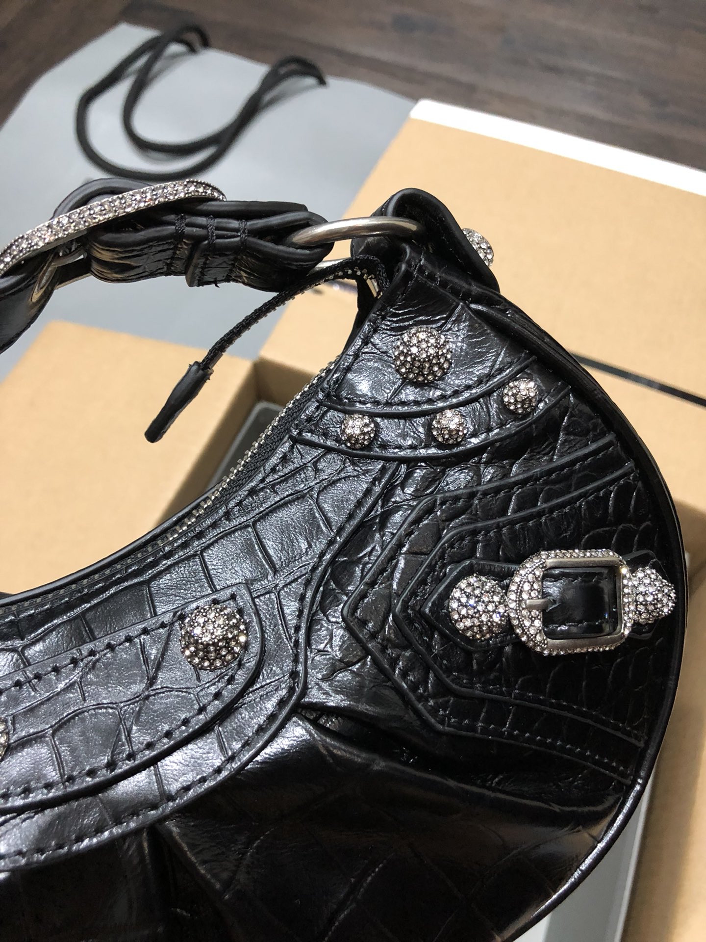 Balenciaga Style Black Leather Card Holder Lookbook Reference image 2
