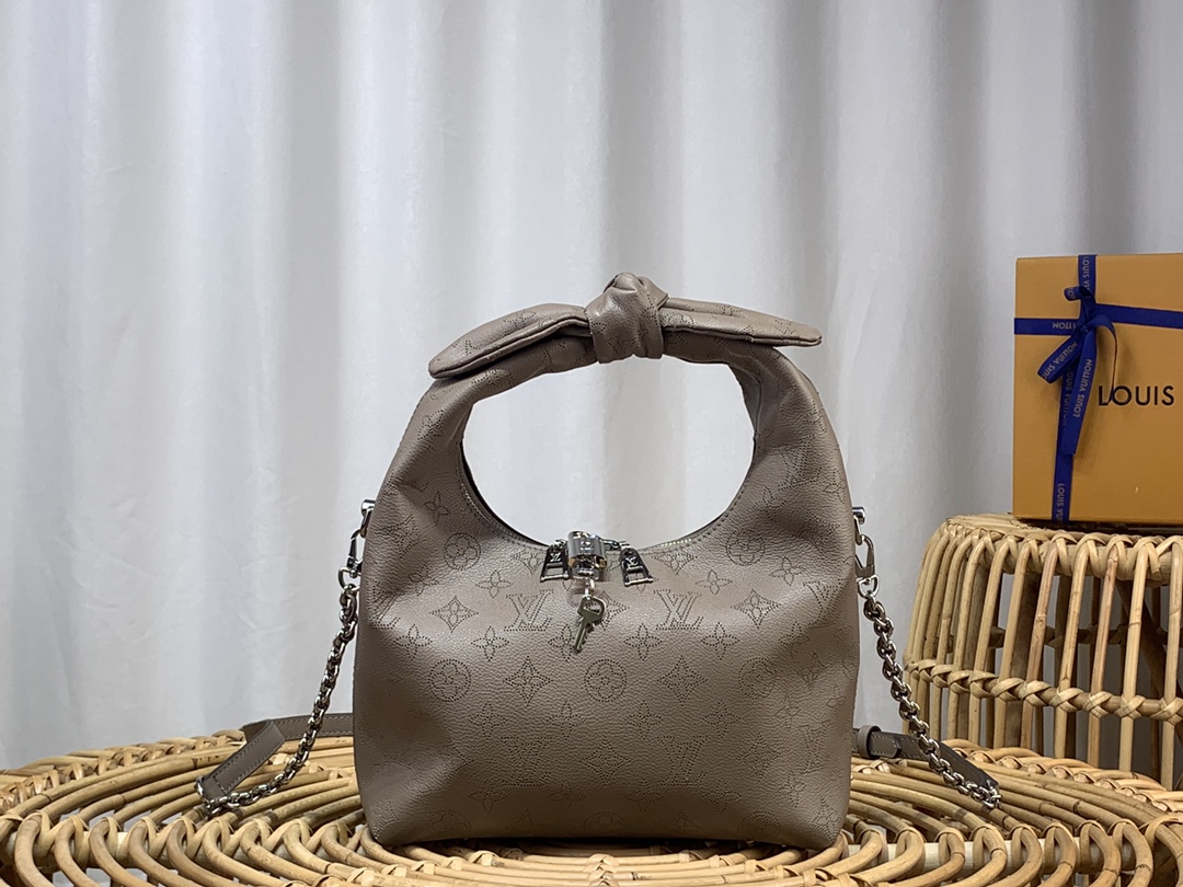 Louis Vuitton Bags Handbags Grey Weave Cowhide Chains M20701